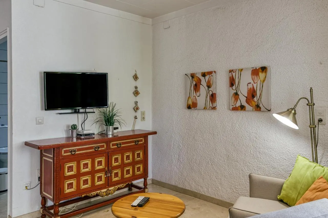 Art- Apartamentos Revilla Tacke E Empuriabrava Feriehus